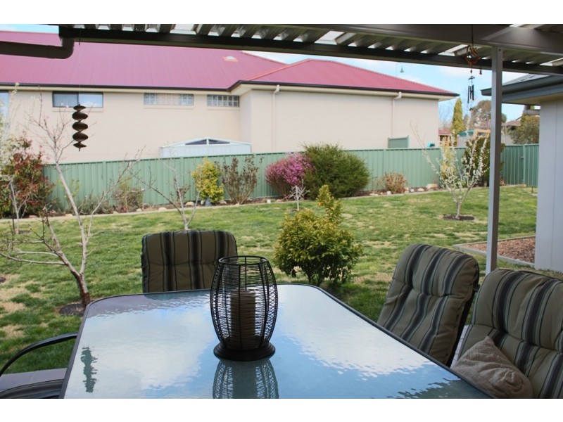 13 Munro Street, Bathurst NSW 2795