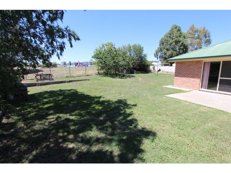 22 Richardson Street, Windradyne NSW 2795