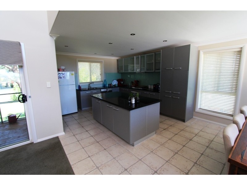 9 Napier Street, Windradyne NSW 2795