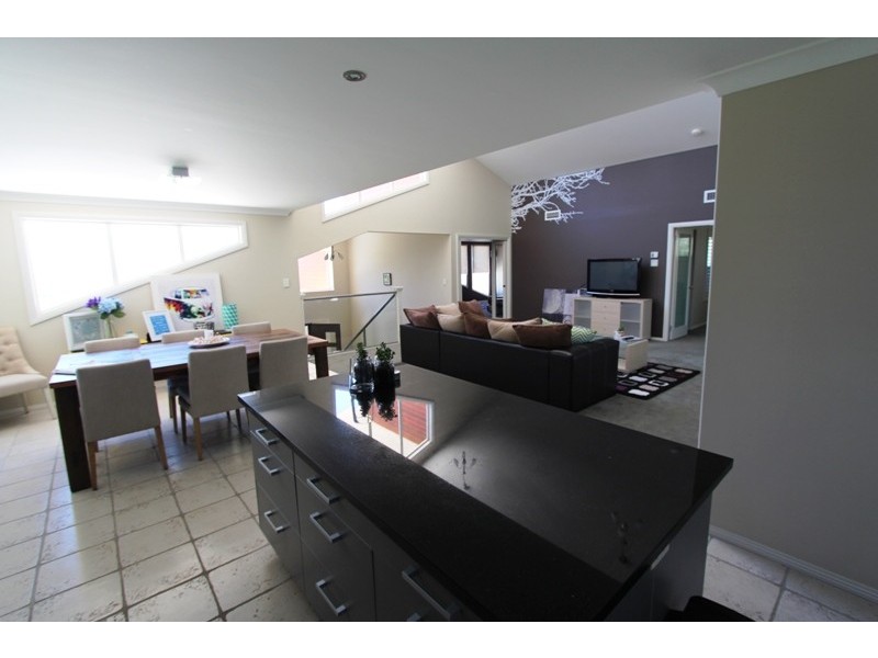 9 Napier Street, Windradyne NSW 2795