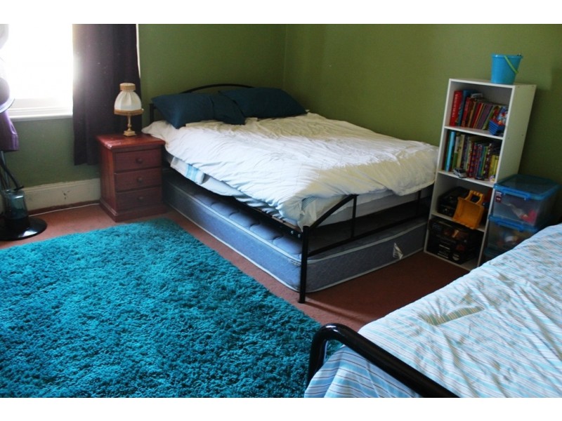 82 Russell Street, Bathurst NSW 2795