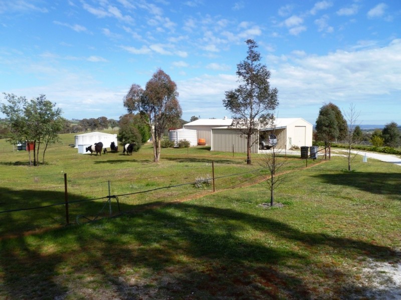 109 James White Drive, Bathurst NSW 2795