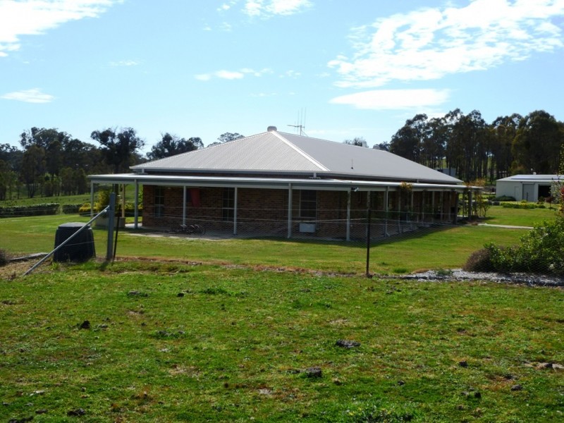 109 James White Drive, Bathurst NSW 2795