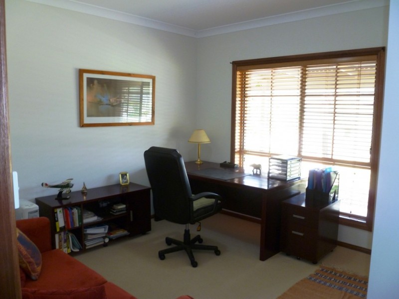 109 James White Drive, Bathurst NSW 2795