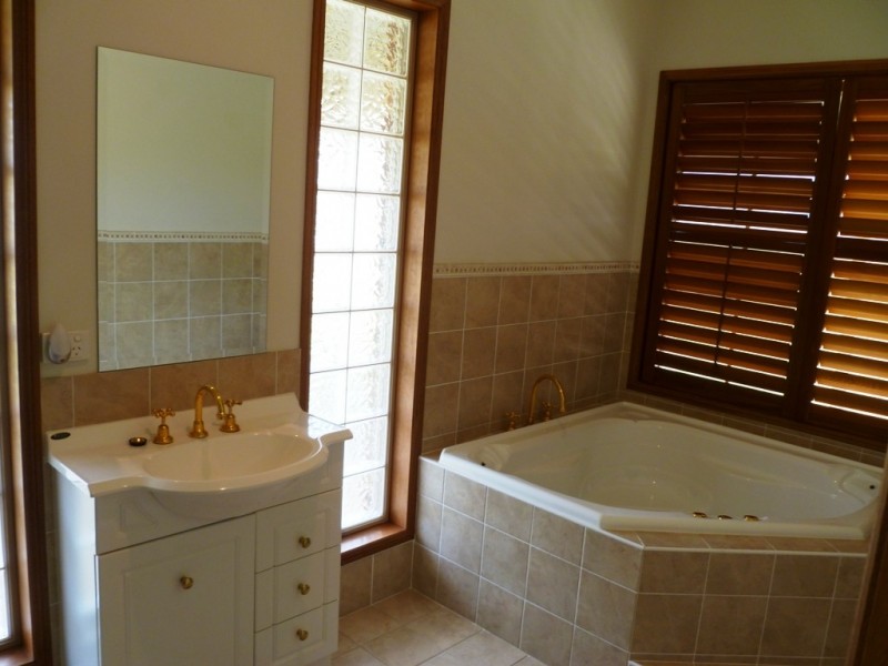 109 James White Drive, Bathurst NSW 2795