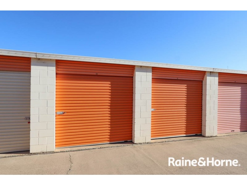 8 Vale Road, Bathurst NSW 2795