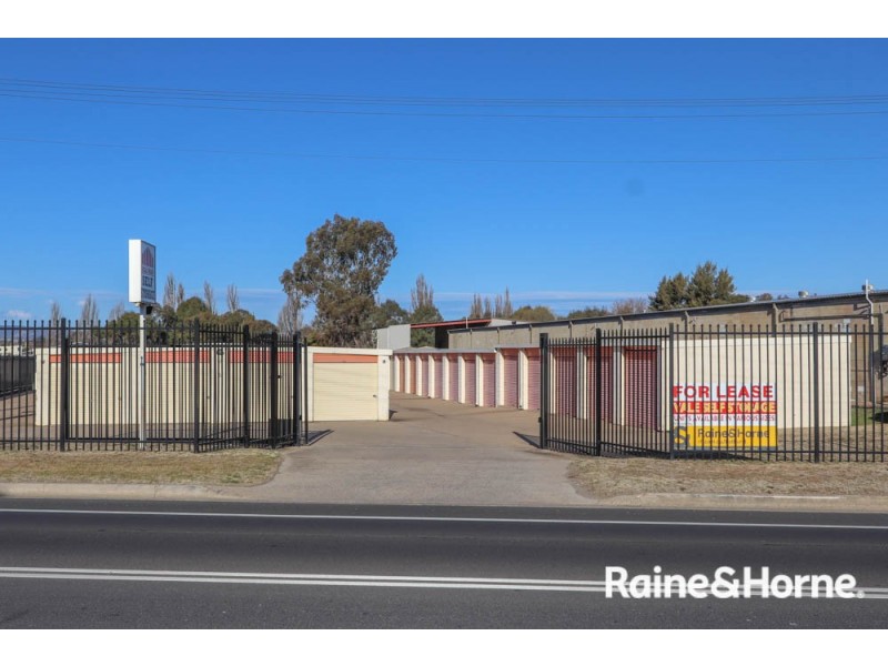 8 Vale Road, Bathurst NSW 2795
