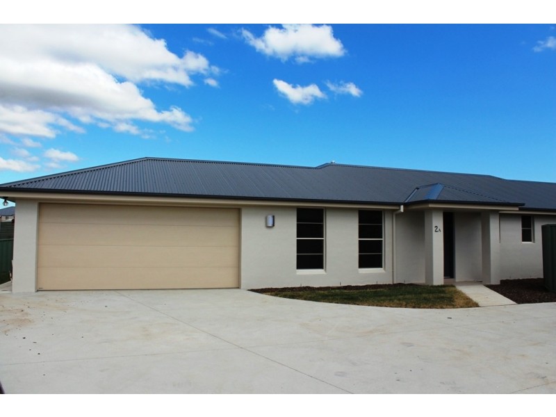 2A Phillip Street, Llanarth NSW 2795