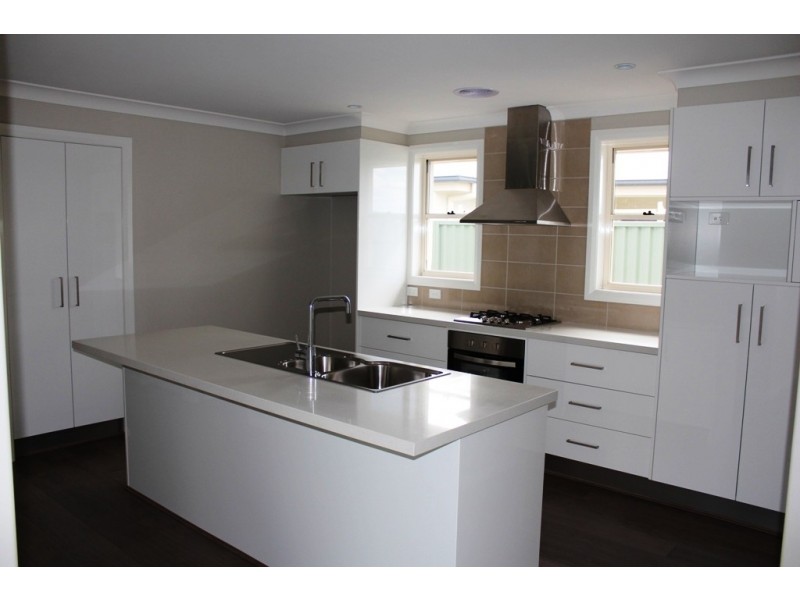 2A Phillip Street, Llanarth NSW 2795