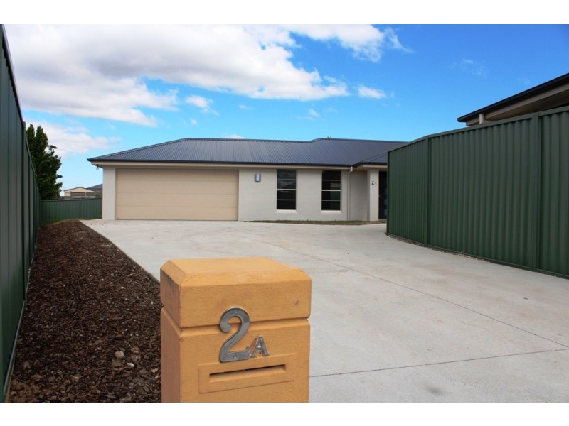 2A Phillip Street, Llanarth NSW 2795