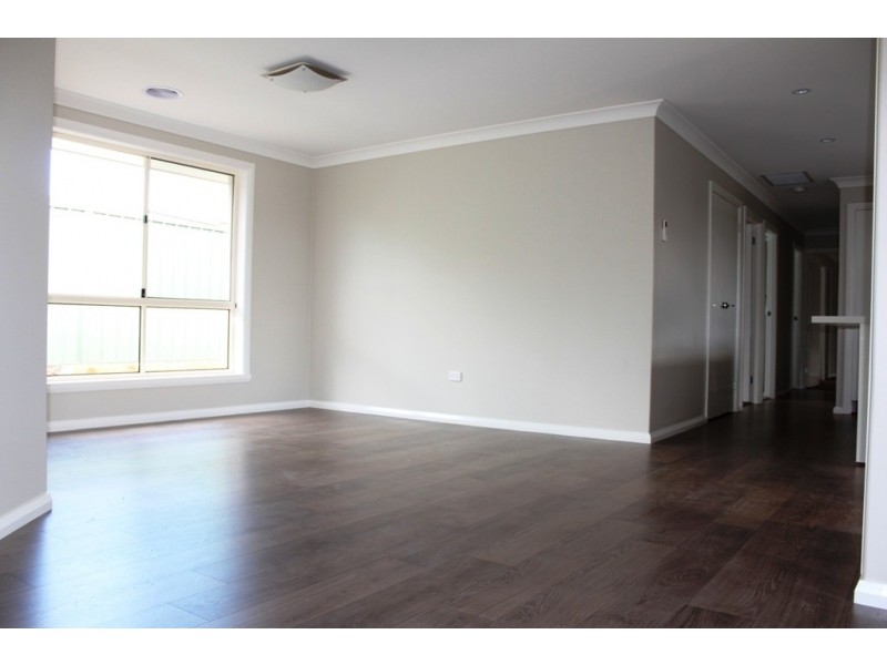 2A Phillip Street, Llanarth NSW 2795