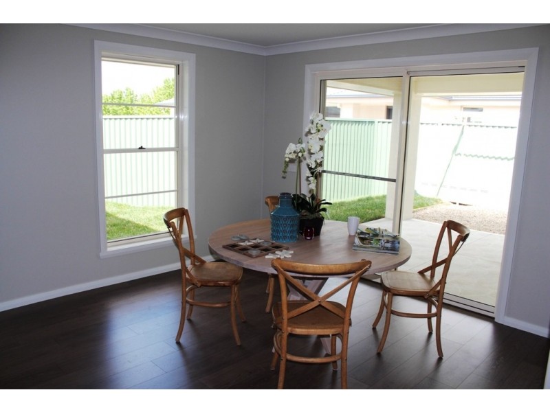 4 Phillip Street, Llanarth NSW 2795