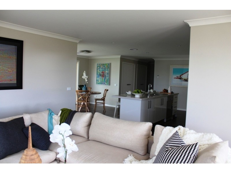 4 Phillip Street, Llanarth NSW 2795