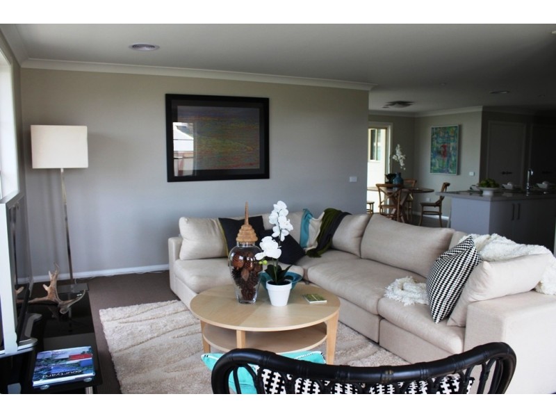 4 Phillip Street, Llanarth NSW 2795