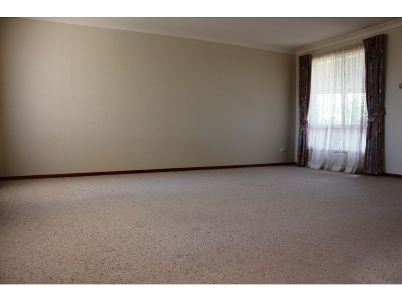 10 Weal Place, Windradyne NSW 2795