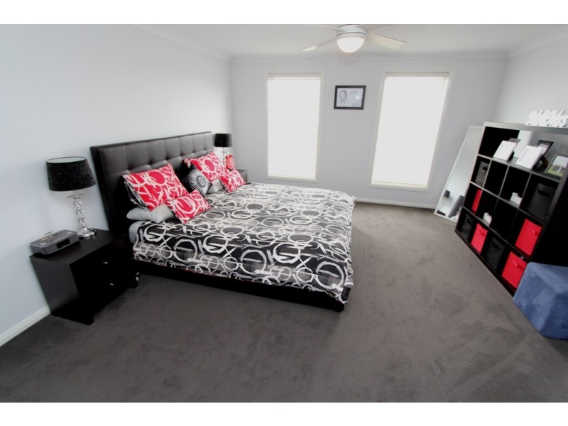 10 Jade Close, Kelso NSW 2795