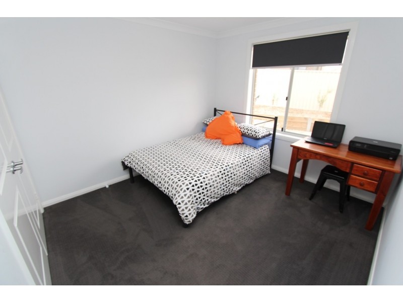10 Jade Close, Kelso NSW 2795
