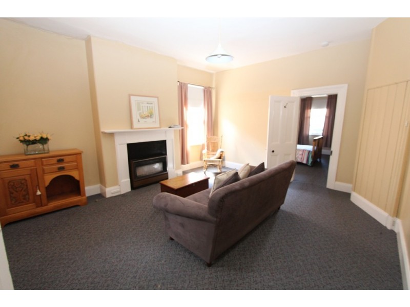 76A and 76B Piper Street, Bathurst NSW 2795