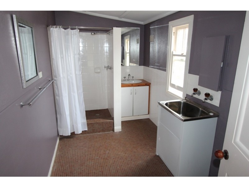 76A and 76B Piper Street, Bathurst NSW 2795