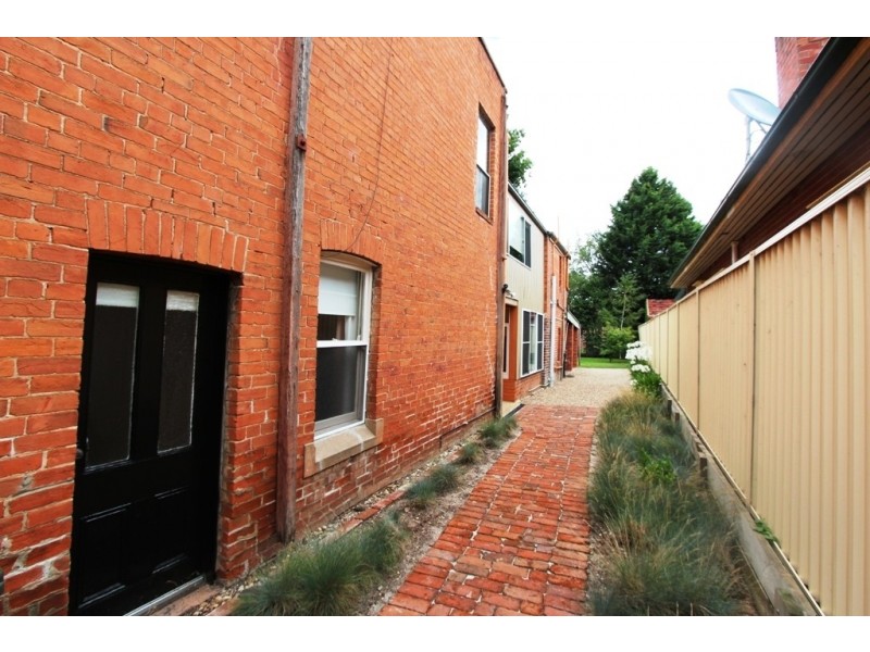 76A and 76B Piper Street, Bathurst NSW 2795