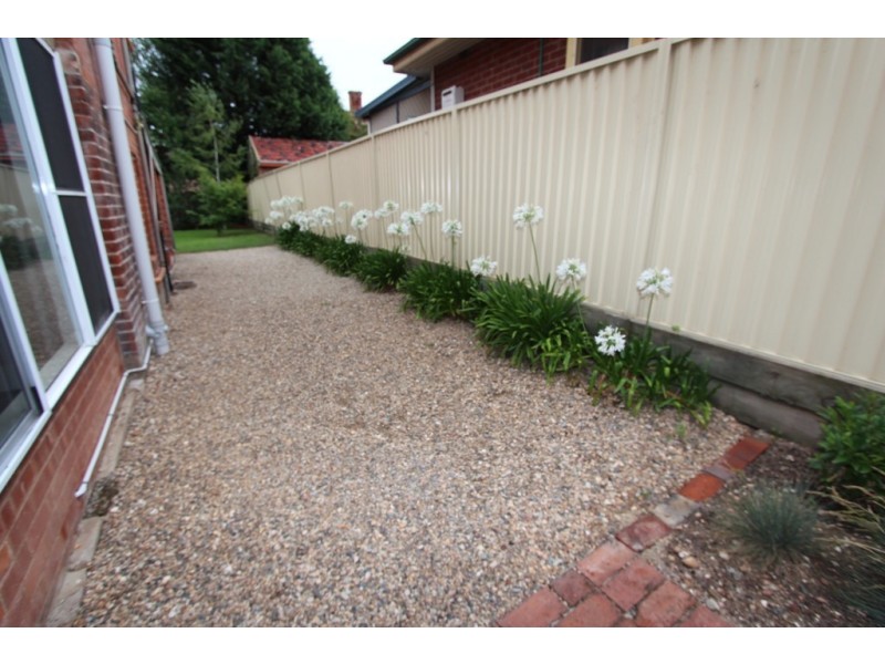 76A and 76B Piper Street, Bathurst NSW 2795