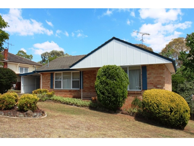 33 Edgell Street, West Bathurst NSW 2795