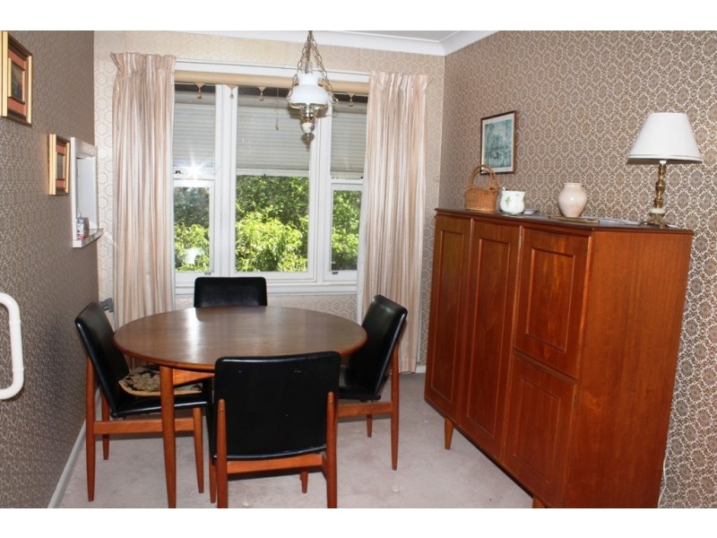33 Edgell Street, West Bathurst NSW 2795