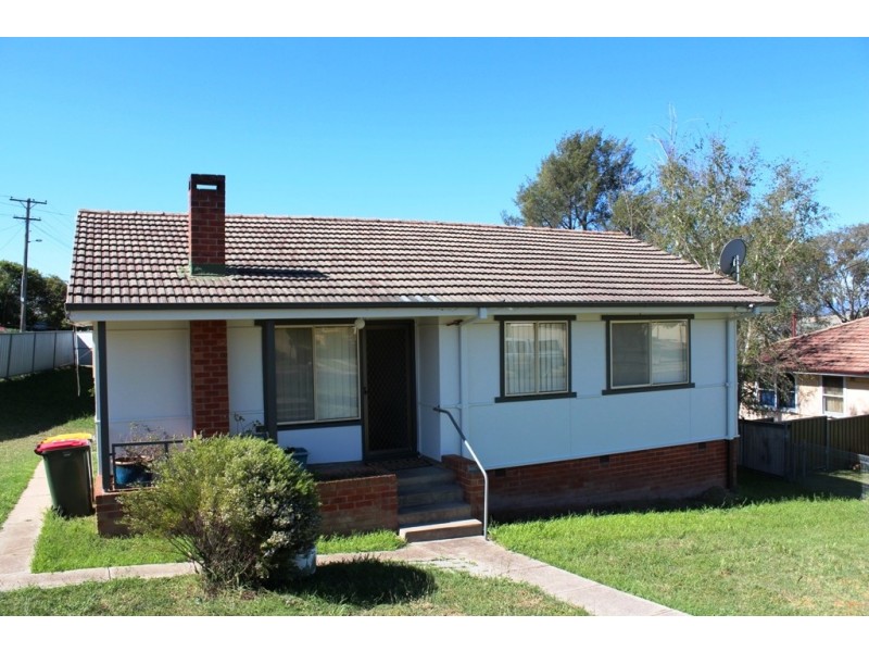 10 Monty Walk, West Bathurst NSW 2795