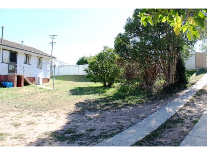 10 Monty Walk, West Bathurst NSW 2795