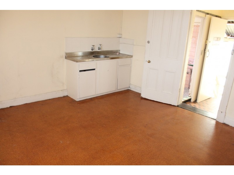 138 Russell Street, Bathurst NSW 2795