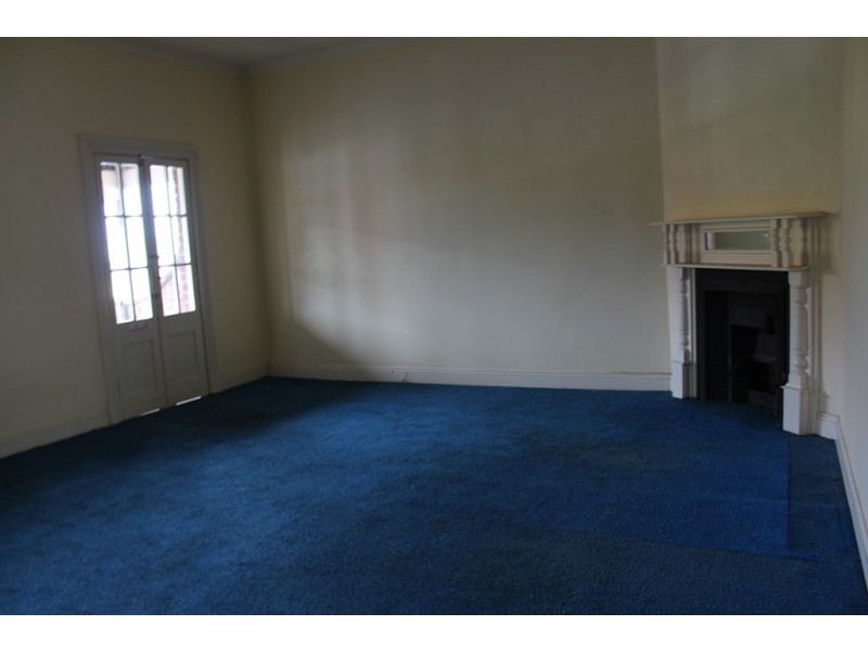 138 Russell Street, Bathurst NSW 2795