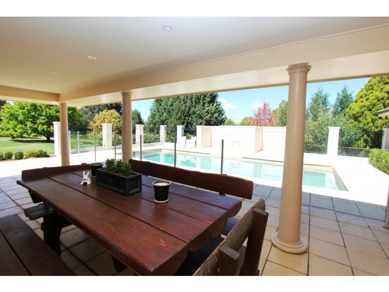 17 Claremont Drive, White Rock NSW 2795