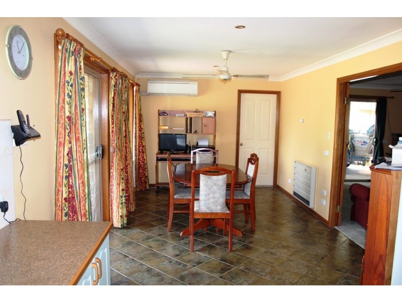 7 Hobson Close, Eglinton NSW 2795