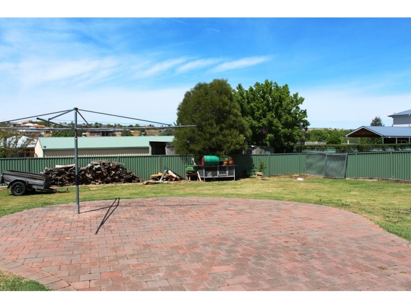 7 Hobson Close, Eglinton NSW 2795
