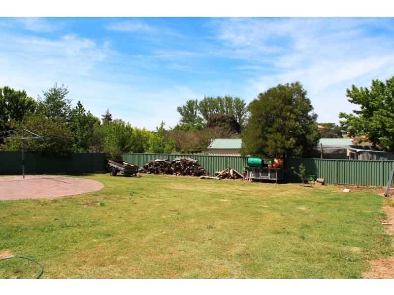 7 Hobson Close, Eglinton NSW 2795