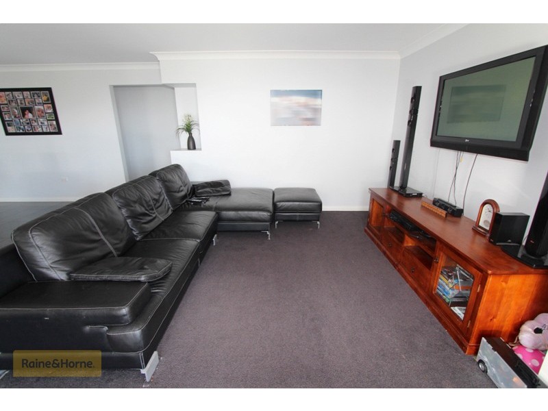 17 Blaxland Drive, Llanarth NSW 2795