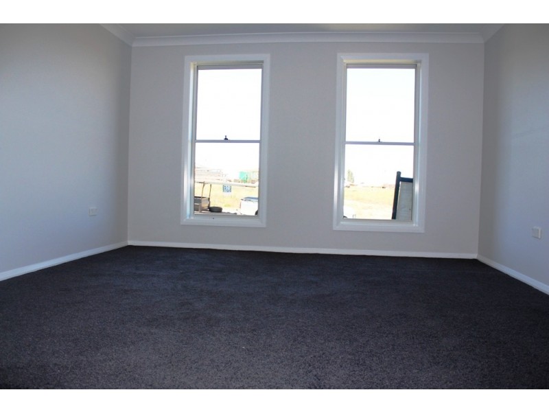 29 Mendel Drive, Kelso NSW 2795