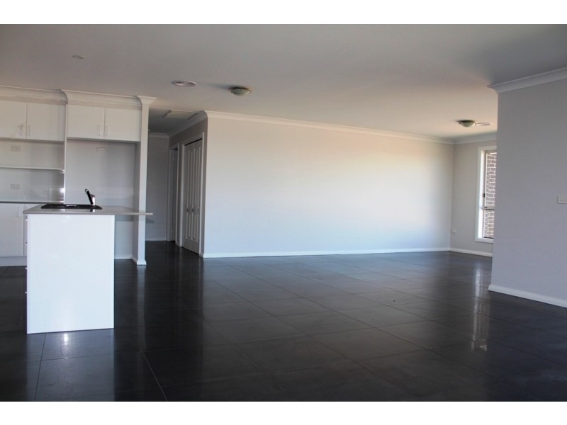 29 Mendel Drive, Kelso NSW 2795