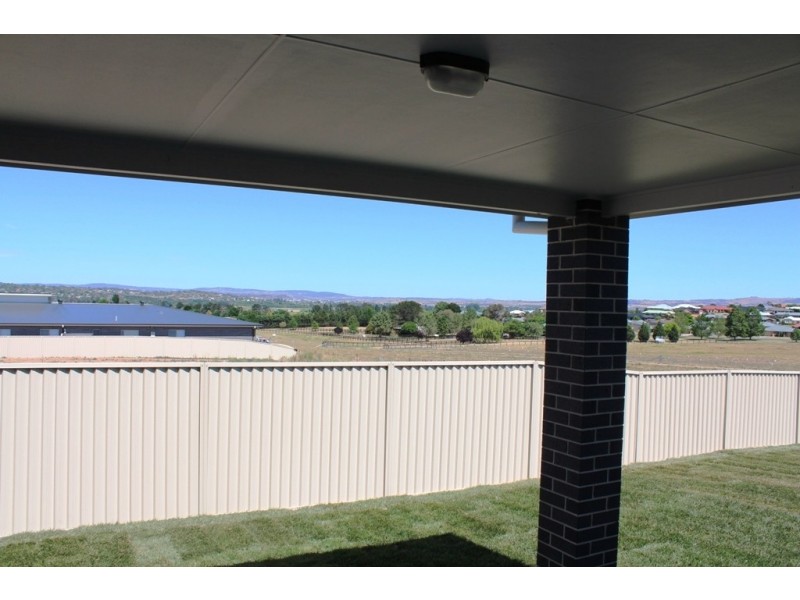 29 Mendel Drive, Kelso NSW 2795