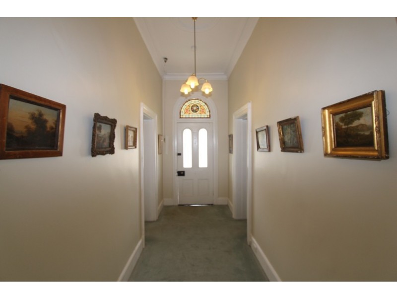 86 Rocket Street, Bathurst NSW 2795