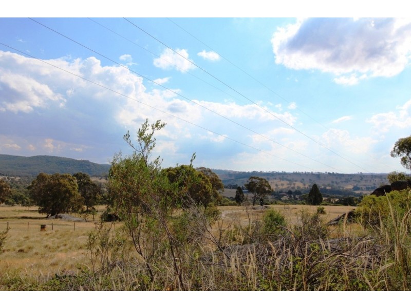 113 Pine Ridge Road, Bathurst NSW 2795