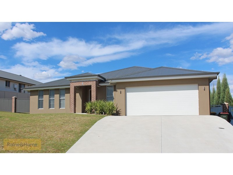 6 Ironbark Close, Kelso NSW 2795