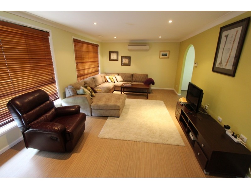 32 Blacket Close, Windradyne NSW 2795