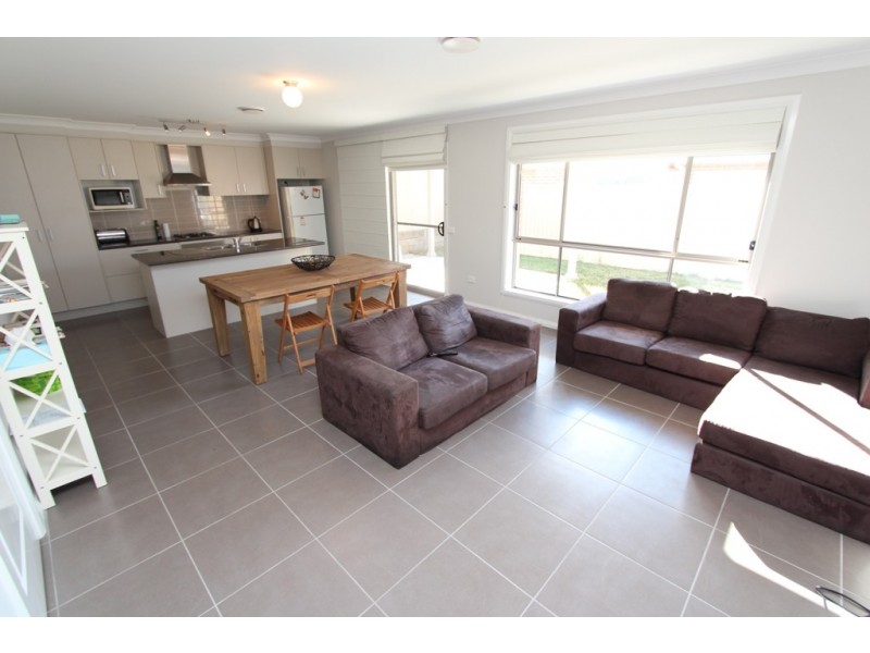 49 Westbourne Drive, Llanarth NSW 2795