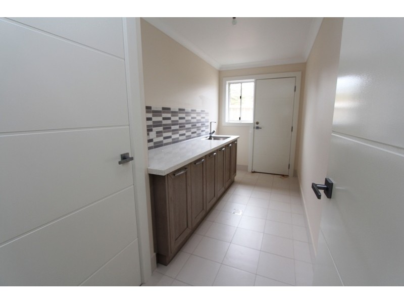 4 Press Court, Kelso NSW 2795