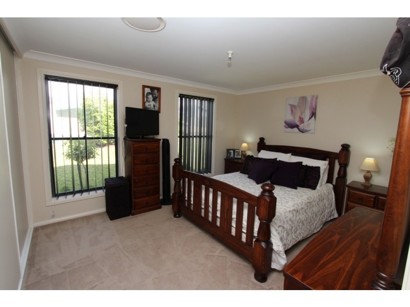 23 Blaxland Drive, Llanarth NSW 2795