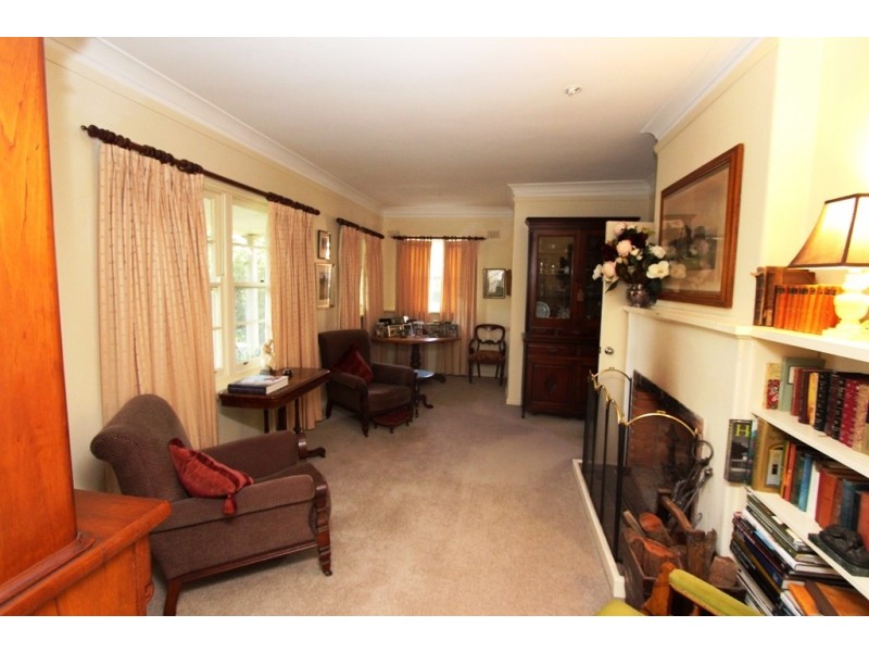 148 Peel Street, Bathurst NSW 2795