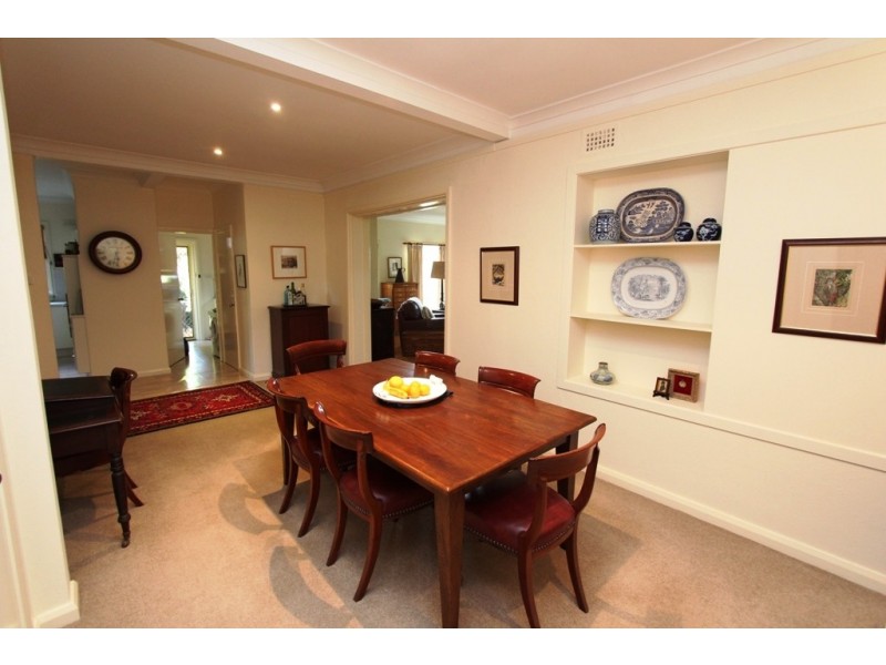 148 Peel Street, Bathurst NSW 2795