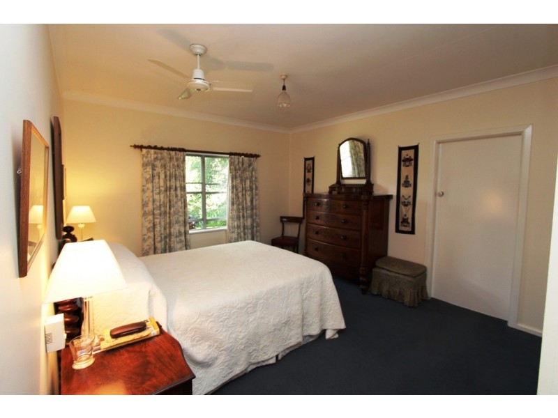 148 Peel Street, Bathurst NSW 2795
