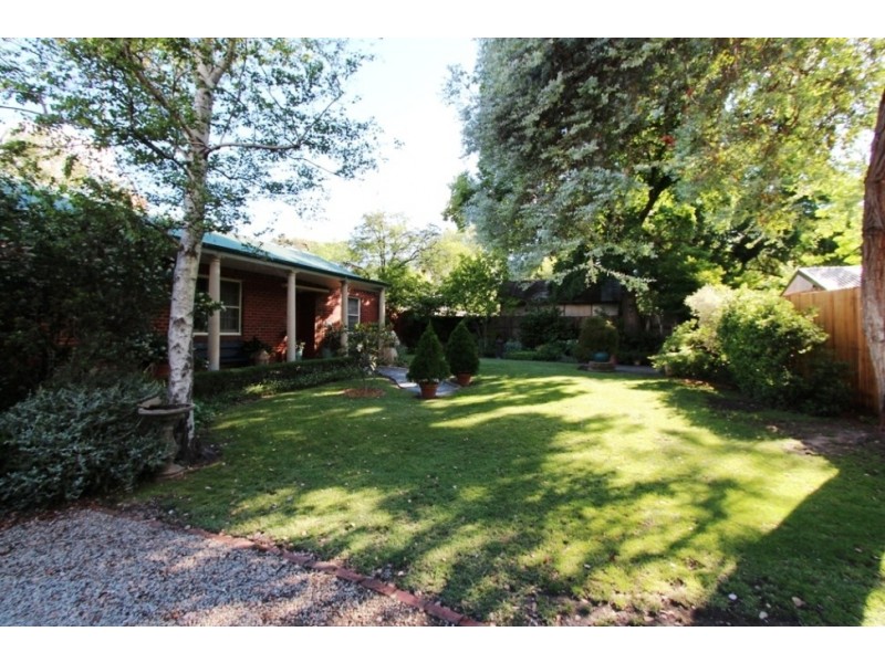 148 Peel Street, Bathurst NSW 2795